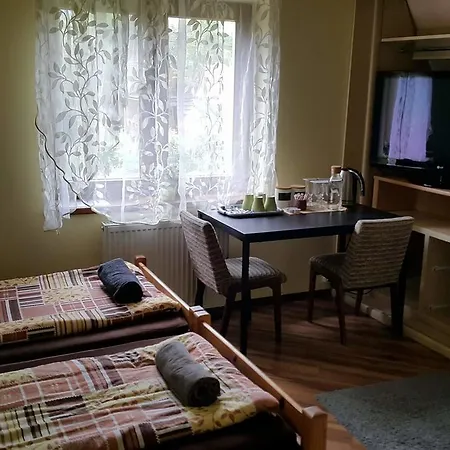 Homestay Base Camp *